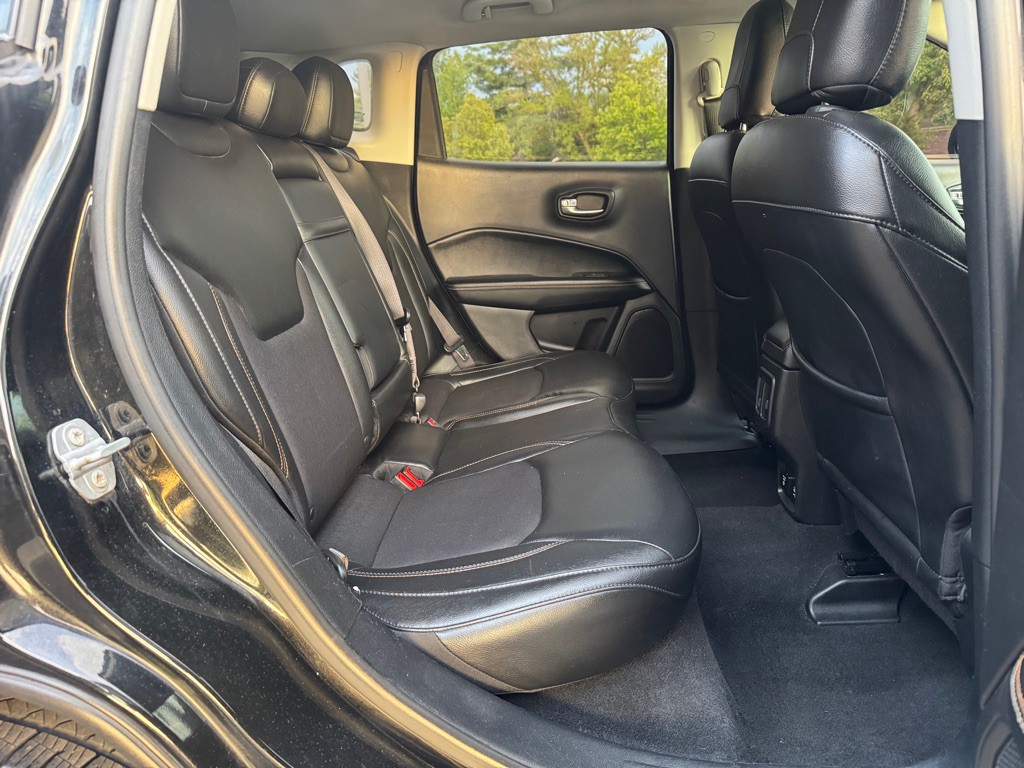 2018 Jeep Compass Image 13