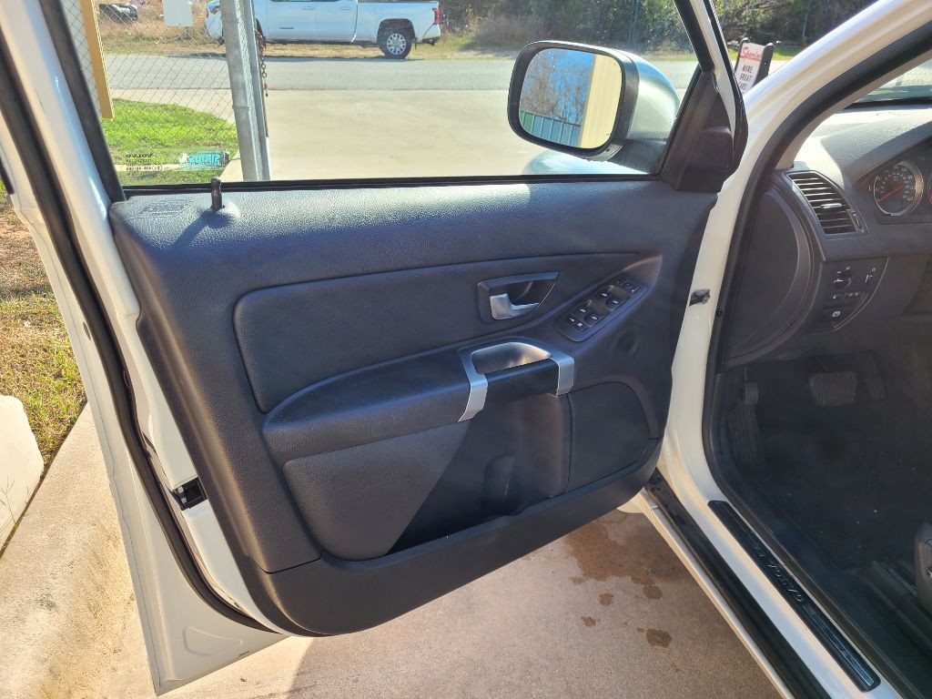 2013 Volvo XC90 Image 9