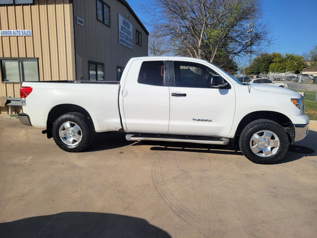 2010 Toyota Tundra Image 3