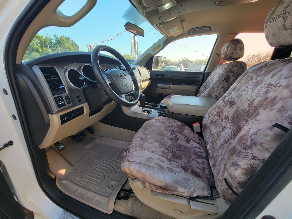 2010 Toyota Tundra Image 13