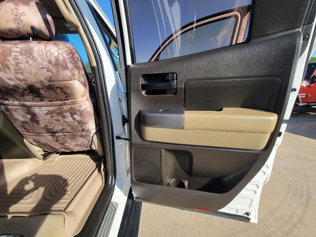 2010 Toyota Tundra Image 20