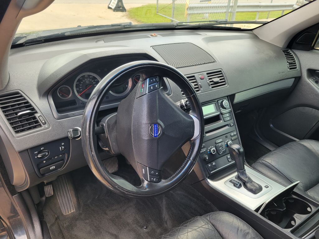 2013 Volvo XC90 Image 11