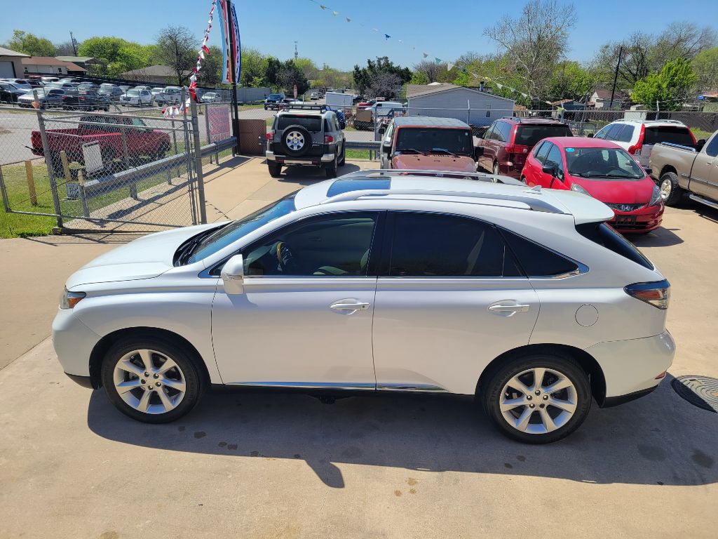 2010 Lexus RX Image 8