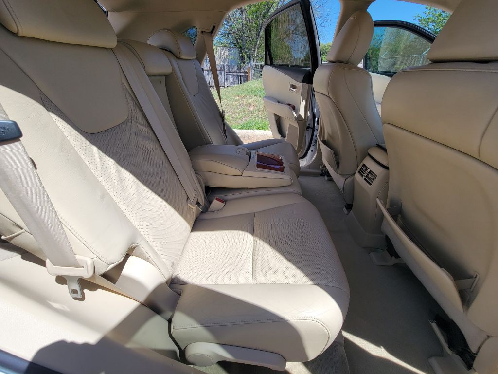 2010 Lexus RX Image 14