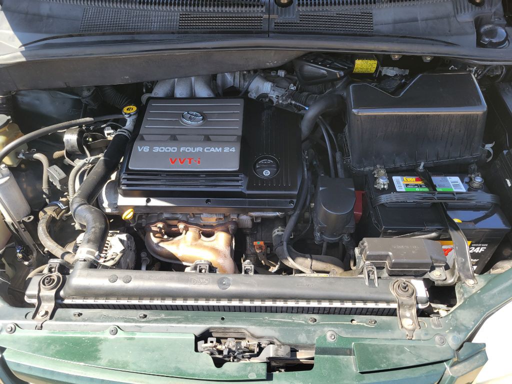 2003 Toyota Sienna Image 18