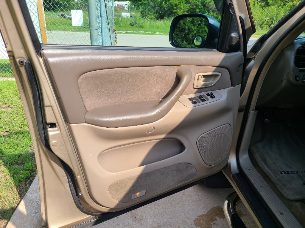 2005 Toyota Tundra Image 9