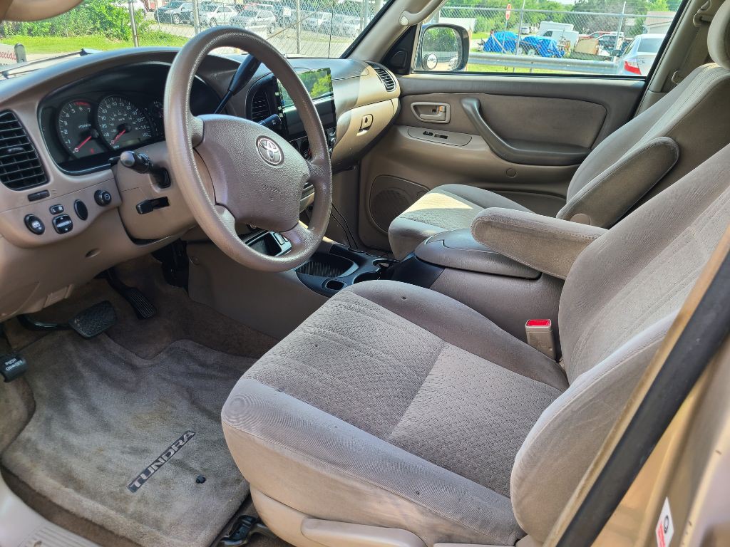 2005 Toyota Tundra Image 10