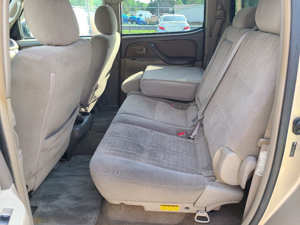 2005 Toyota Tundra Image 12