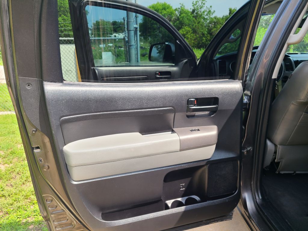 2013 Toyota Tundra Image 11