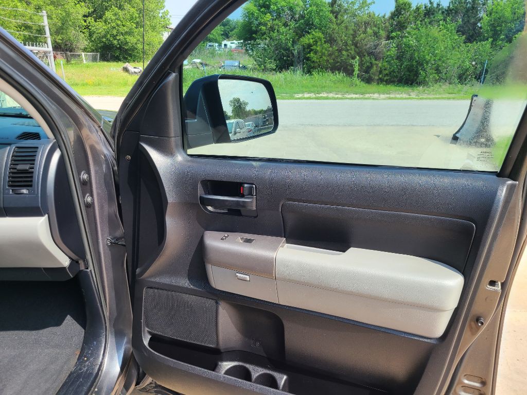 2013 Toyota Tundra Image 16