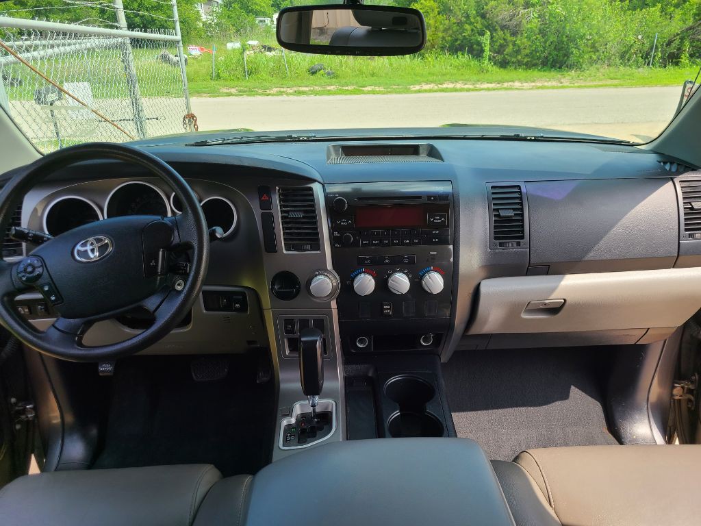 2013 Toyota Tundra Image 18