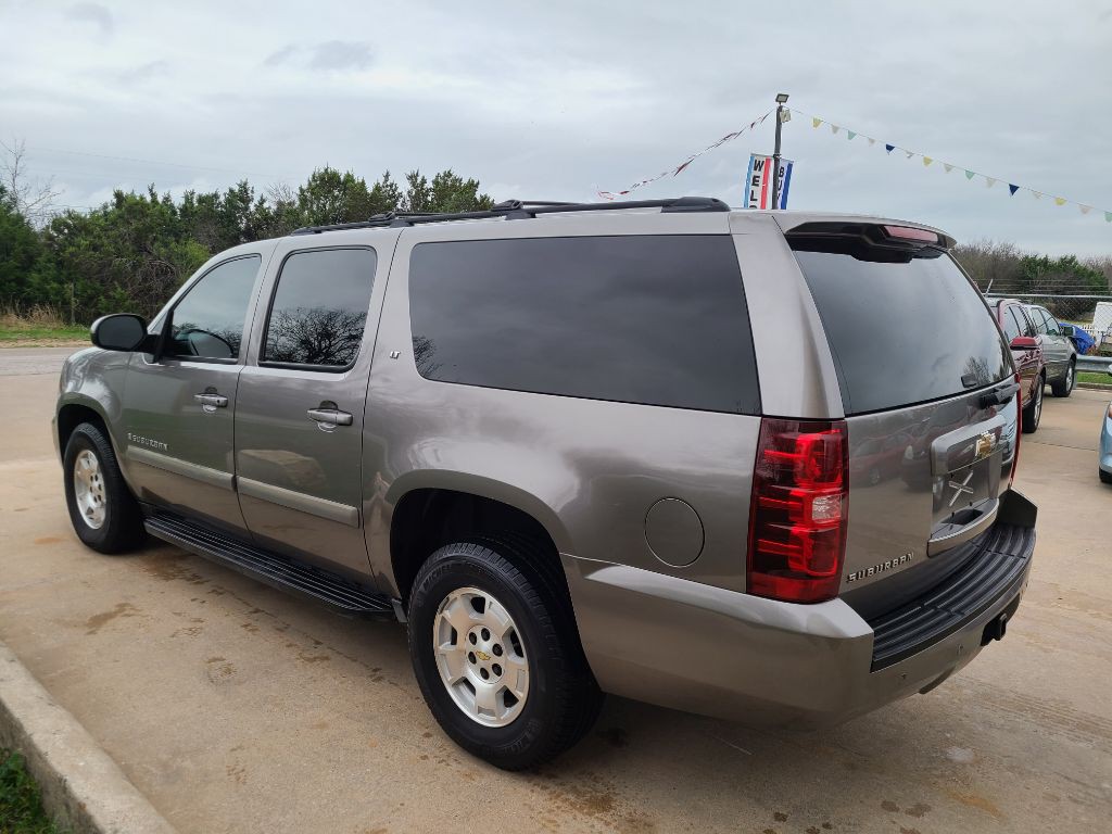 2008 Chevrolet Suburban Image 5