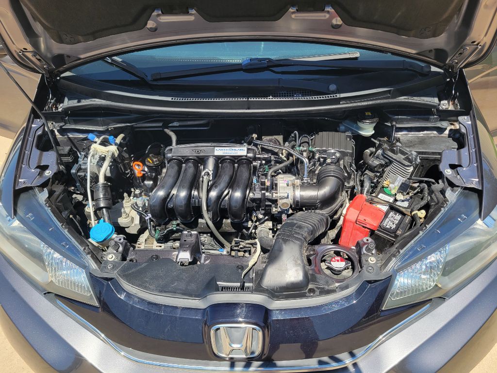2015 Honda Fit Image 16