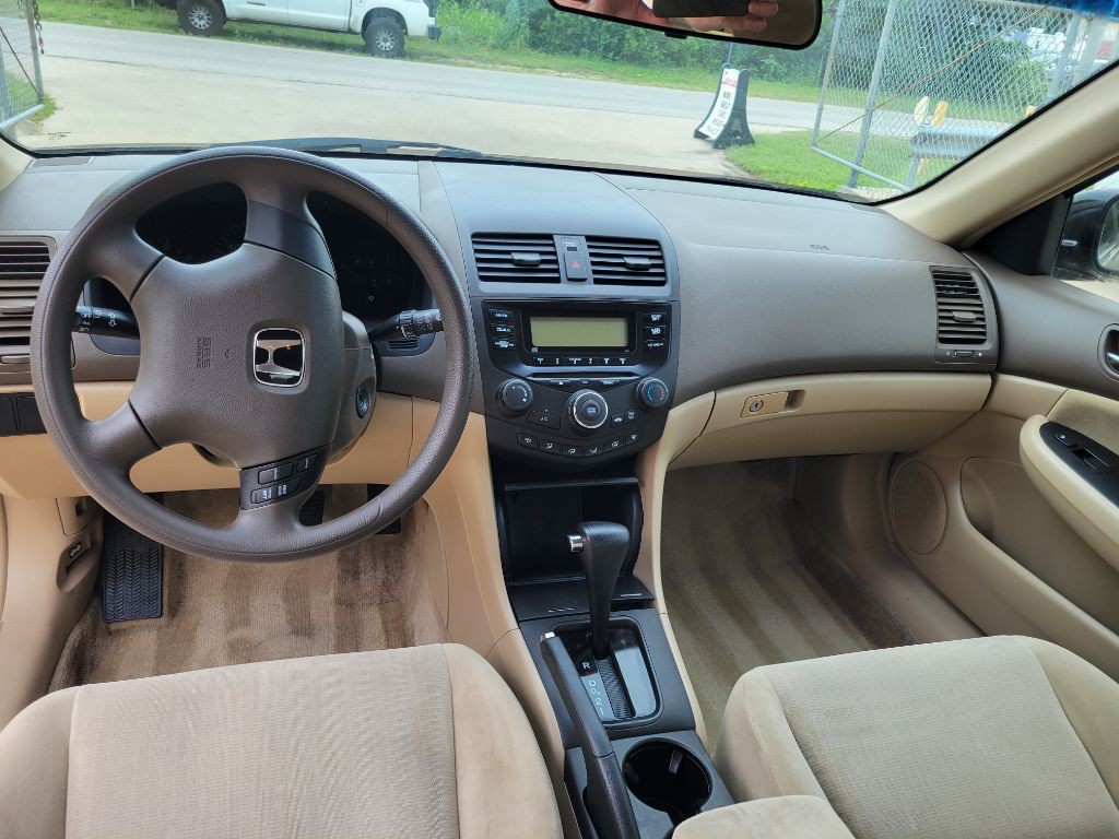 2005 Honda Accord Image 12