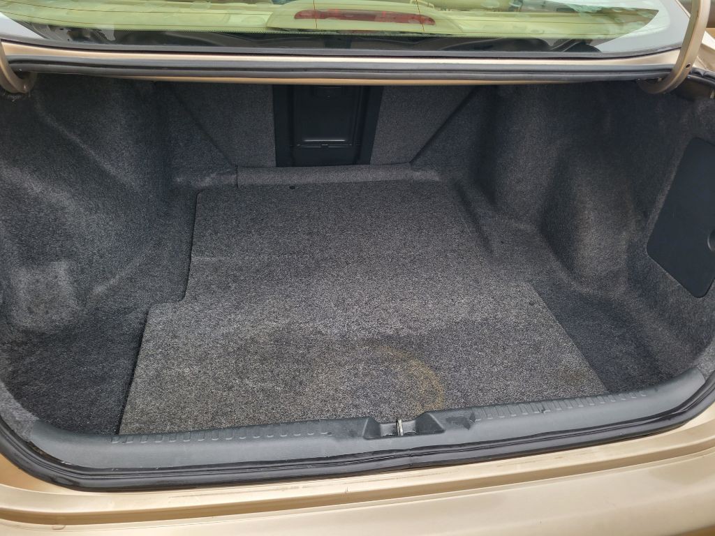 2005 Honda Accord Image 16