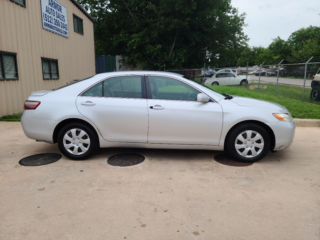 2008 Toyota Camry Image 2
