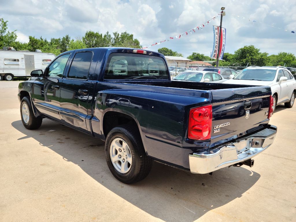 2005 Dodge Dakota Image 5