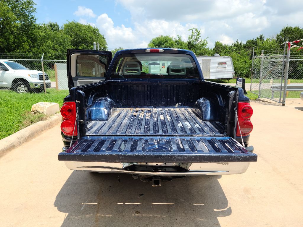 2005 Dodge Dakota Image 13