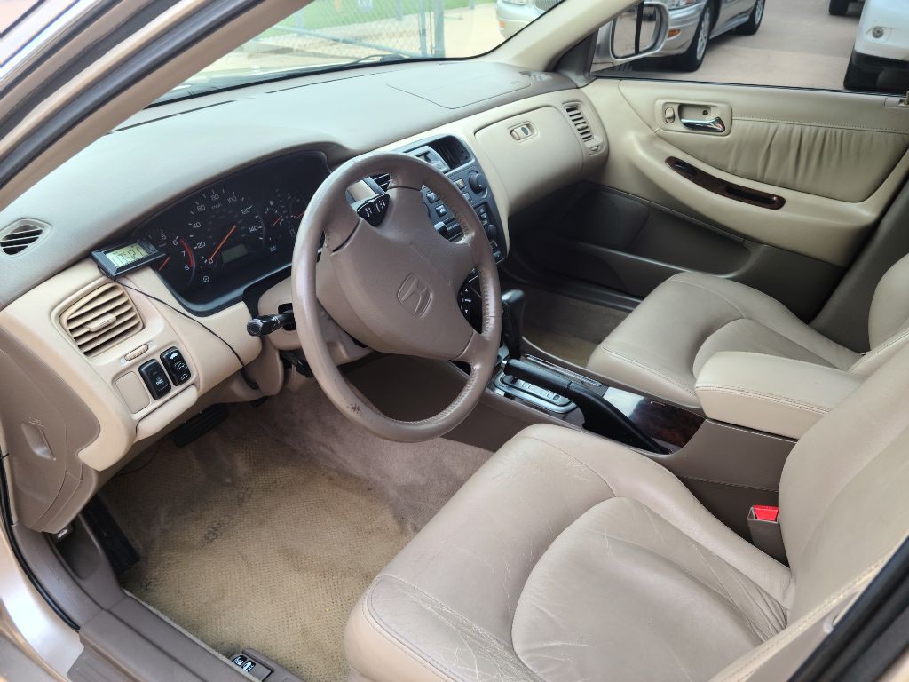 2002 Honda Accord Image 9