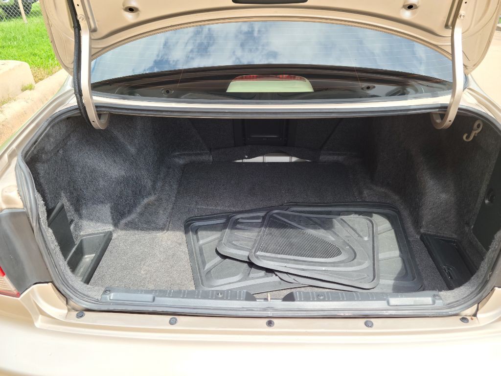 2002 Honda Accord Image 16