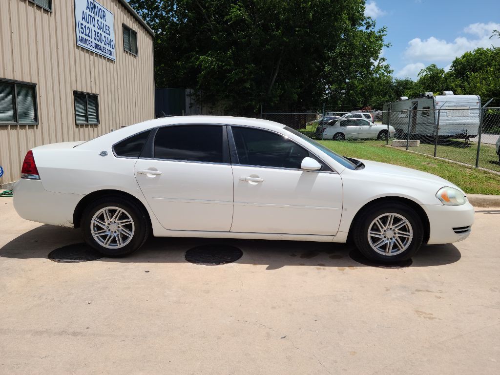 2008 Chevrolet Impala Image 2