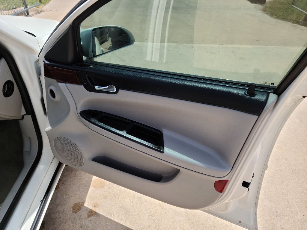 2008 Chevrolet Impala Image 14