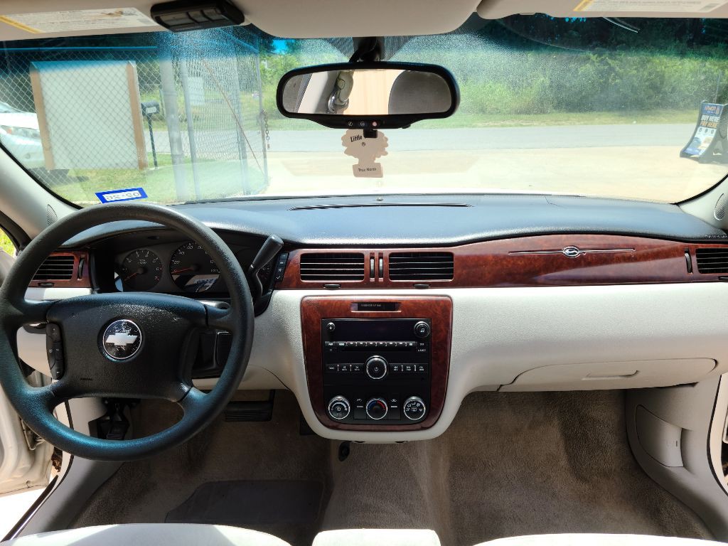 2008 Chevrolet Impala Image 17