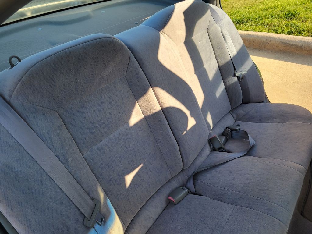 1999 Nissan Altima Image 13