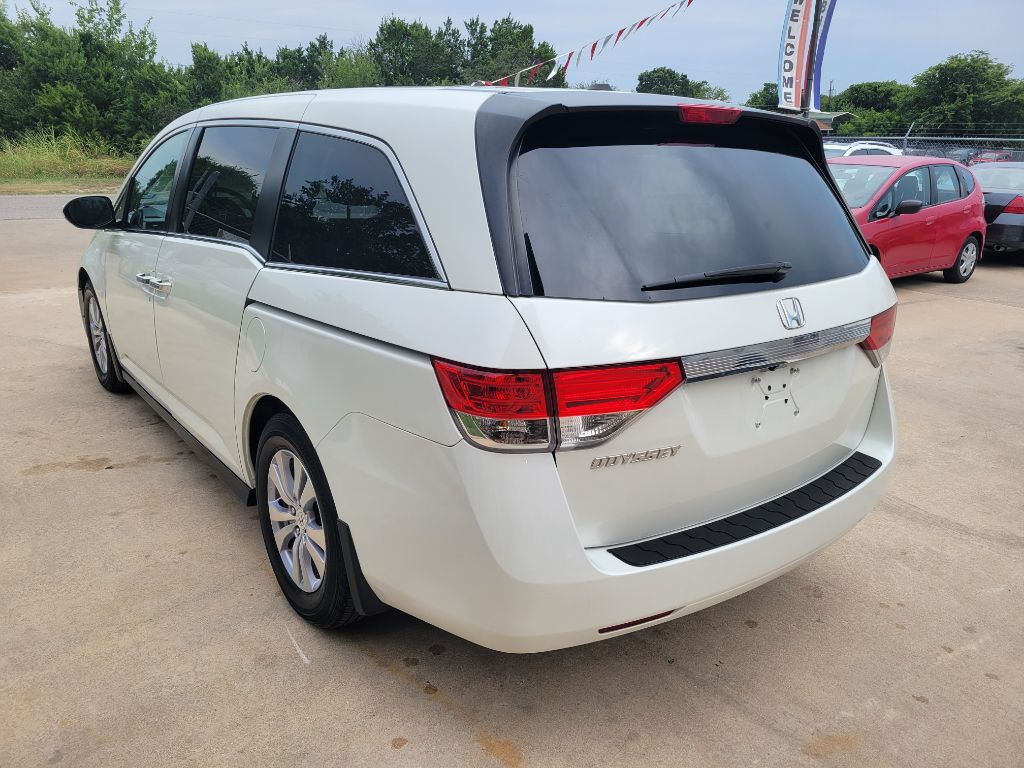 2015 Honda Odyssey Image 2