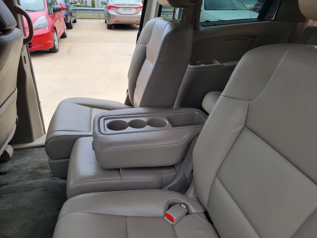 2015 Honda Odyssey Image 13