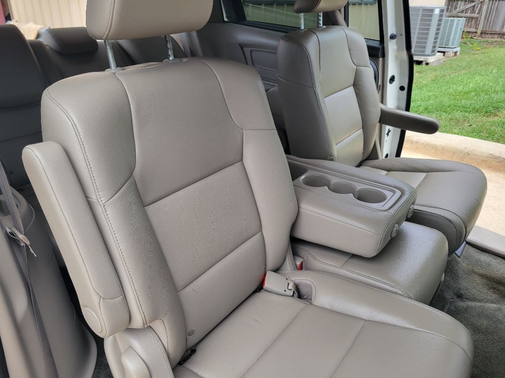 2015 Honda Odyssey Image 15