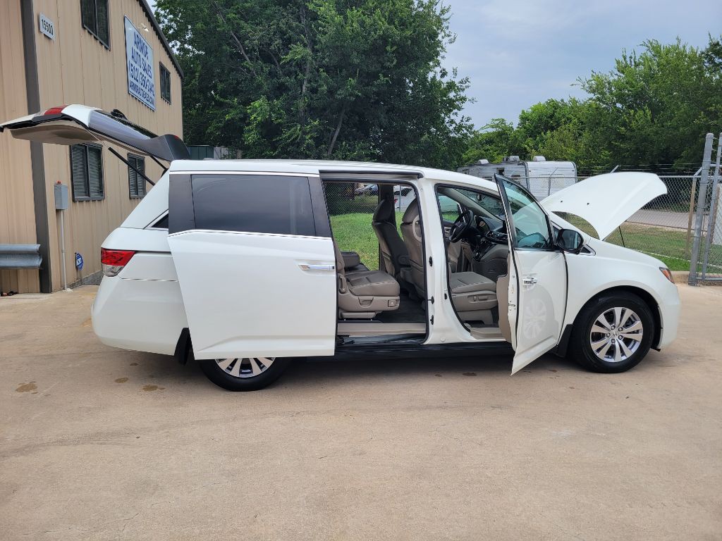 2015 Honda Odyssey Image 19