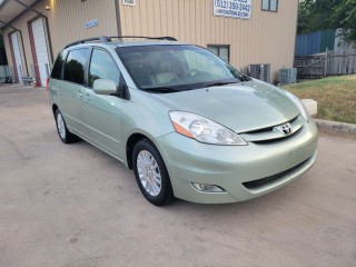 Image for 2007 Toyota Sienna XLE ID: 7623110