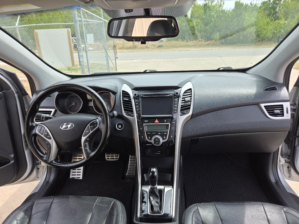 2016 Hyundai Elantra Image 19