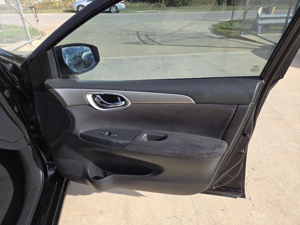 2013 Nissan Sentra Image 13