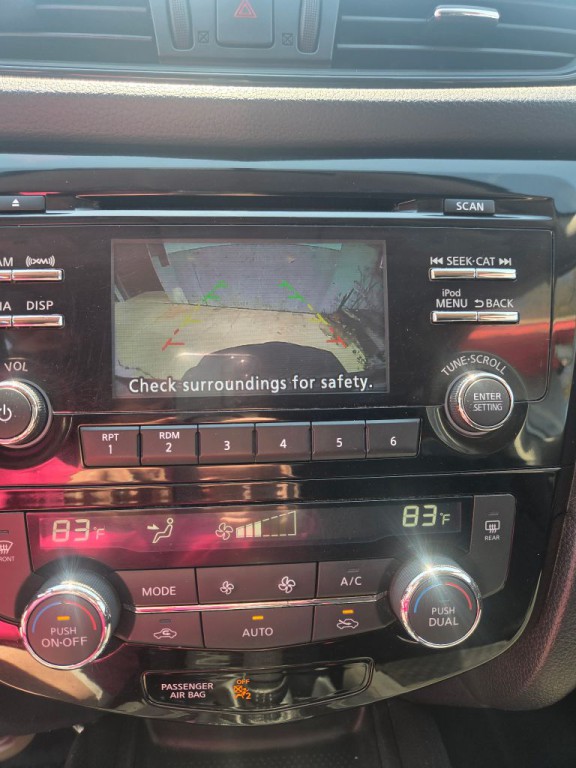 2017 Nissan Rogue Image 14