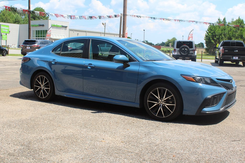 2024 Toyota Camry Image 11