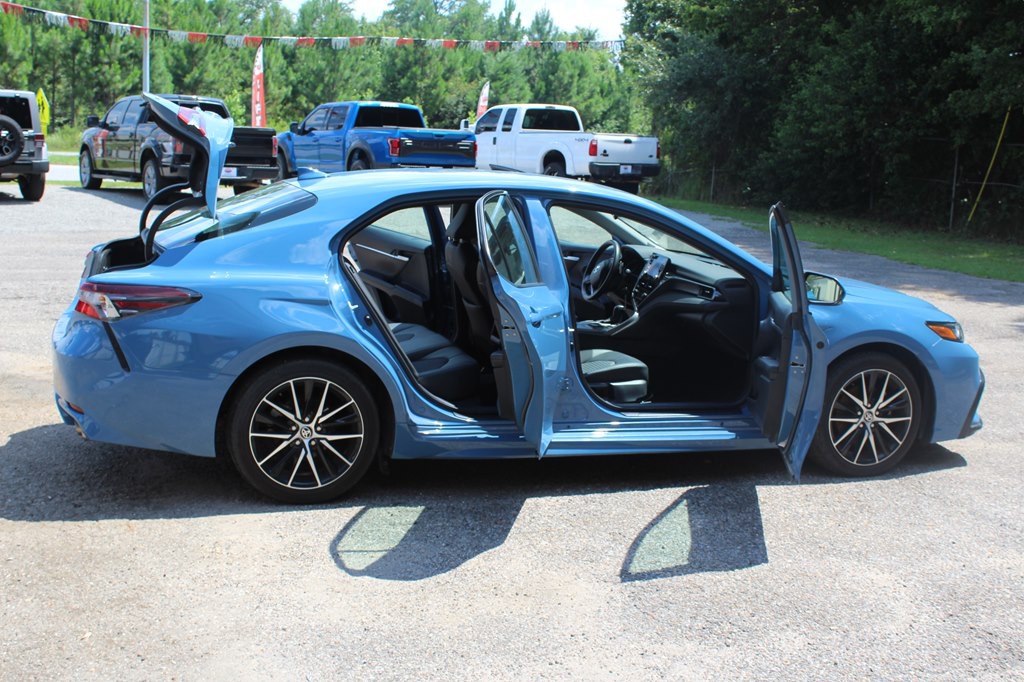2024 Toyota Camry Image 19