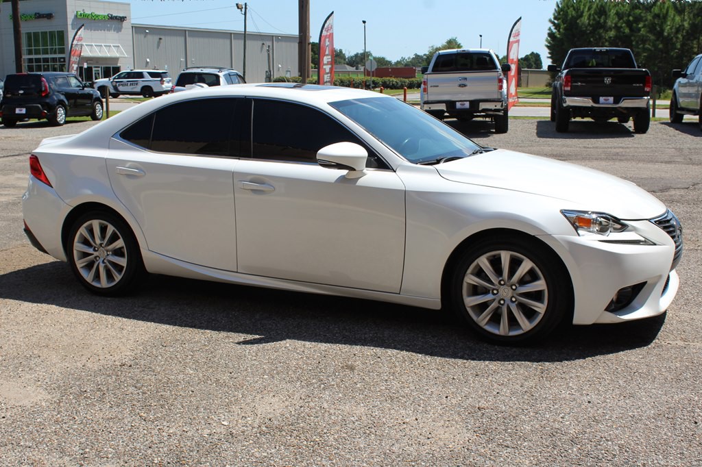 2014 Lexus IS Image 11