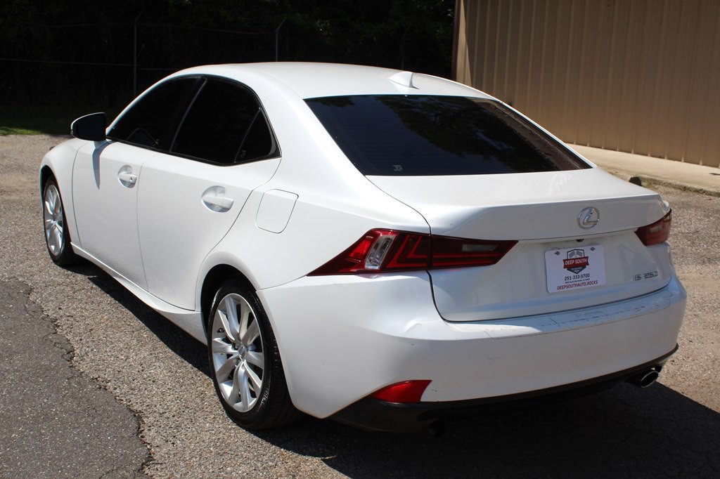 2014 Lexus IS Image 17
