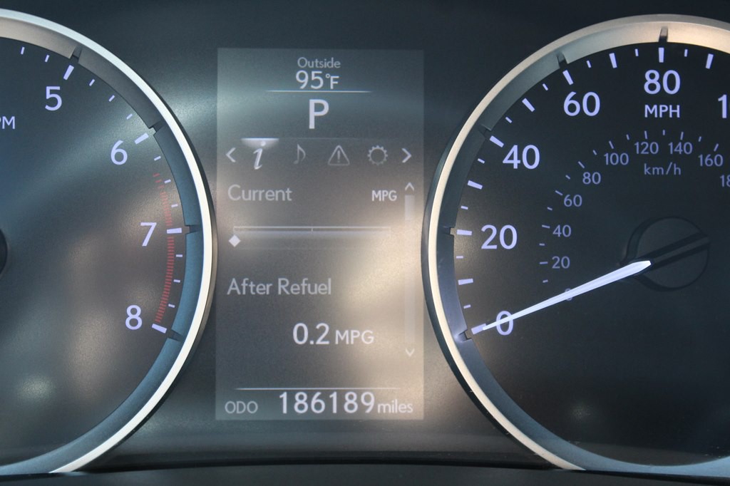 2014 Lexus IS Image 39