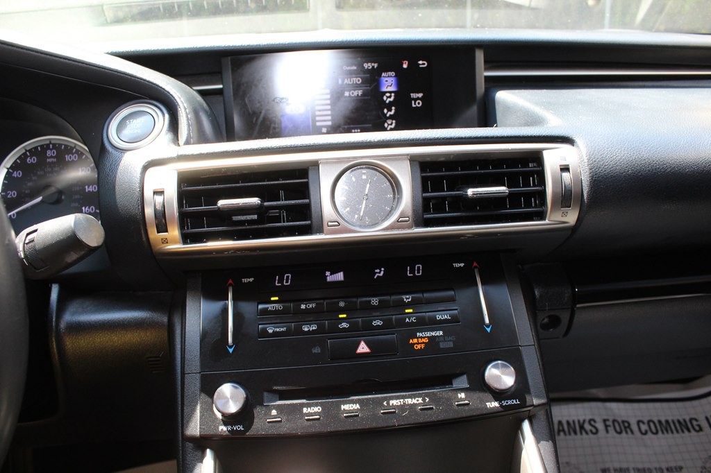 2014 Lexus IS Image 43