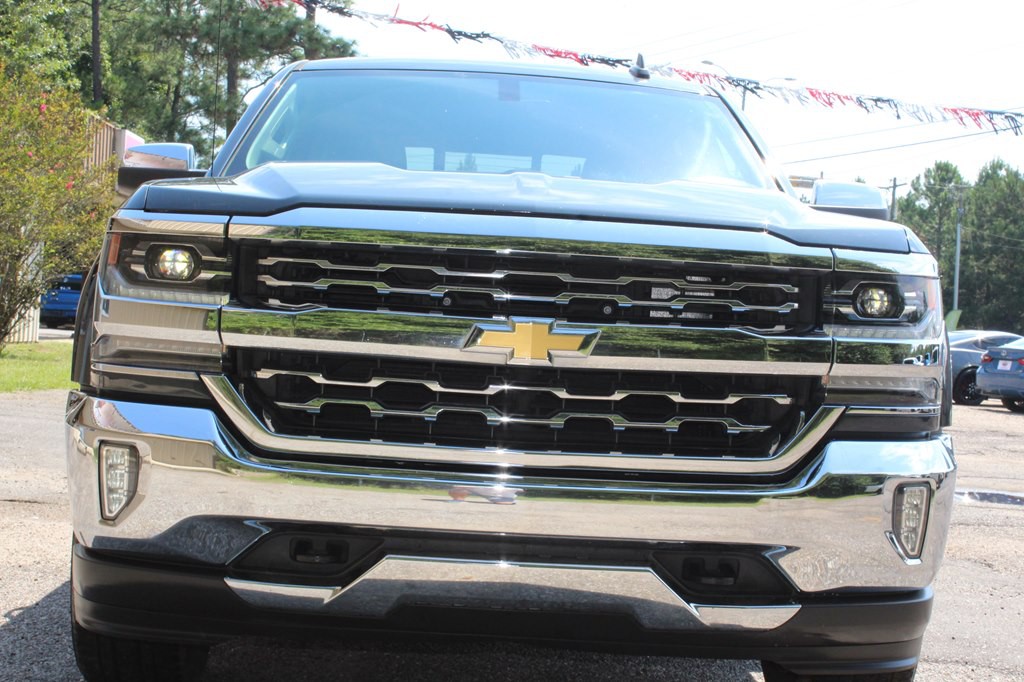 2018 Chevrolet Silverado 1500 Image 8