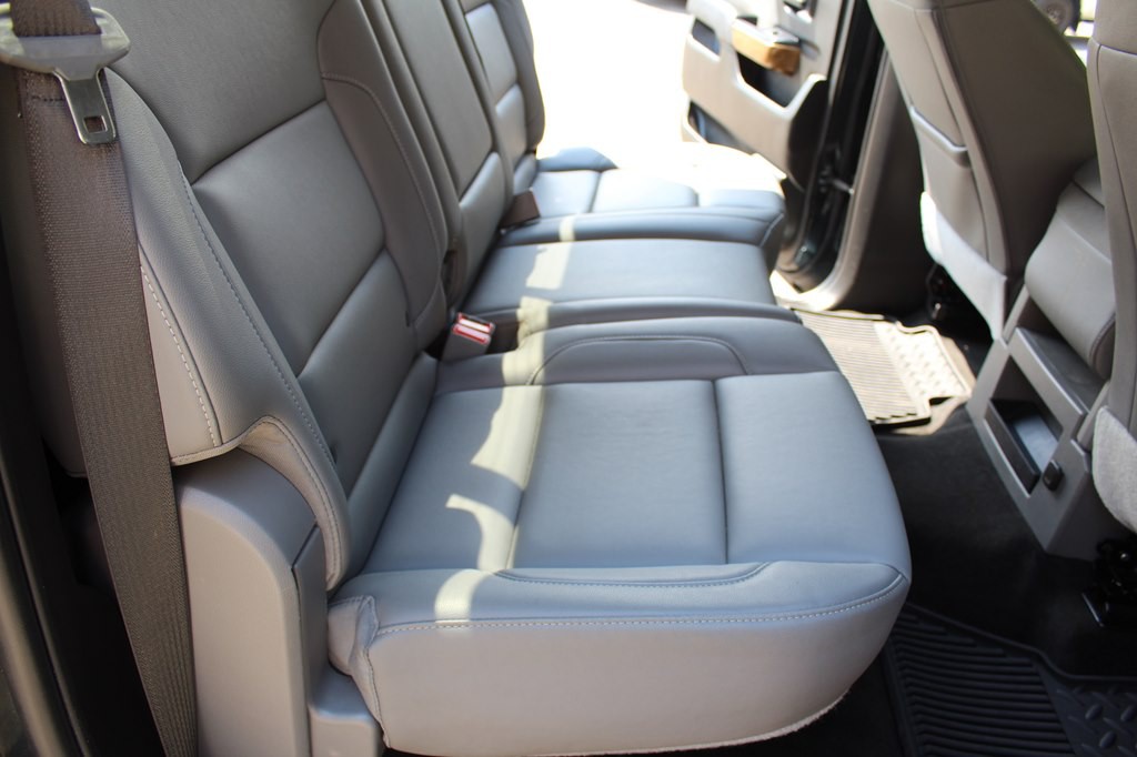 2018 Chevrolet Silverado 1500 Image 32