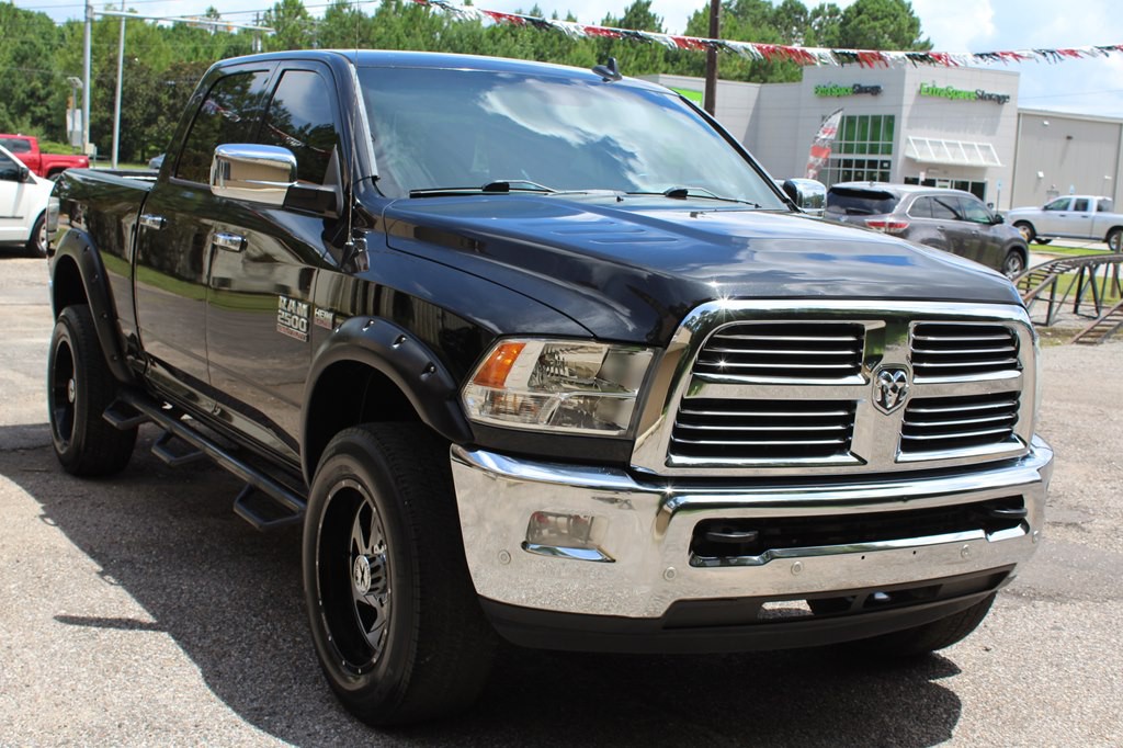 2017 RAM 2500 Image 9