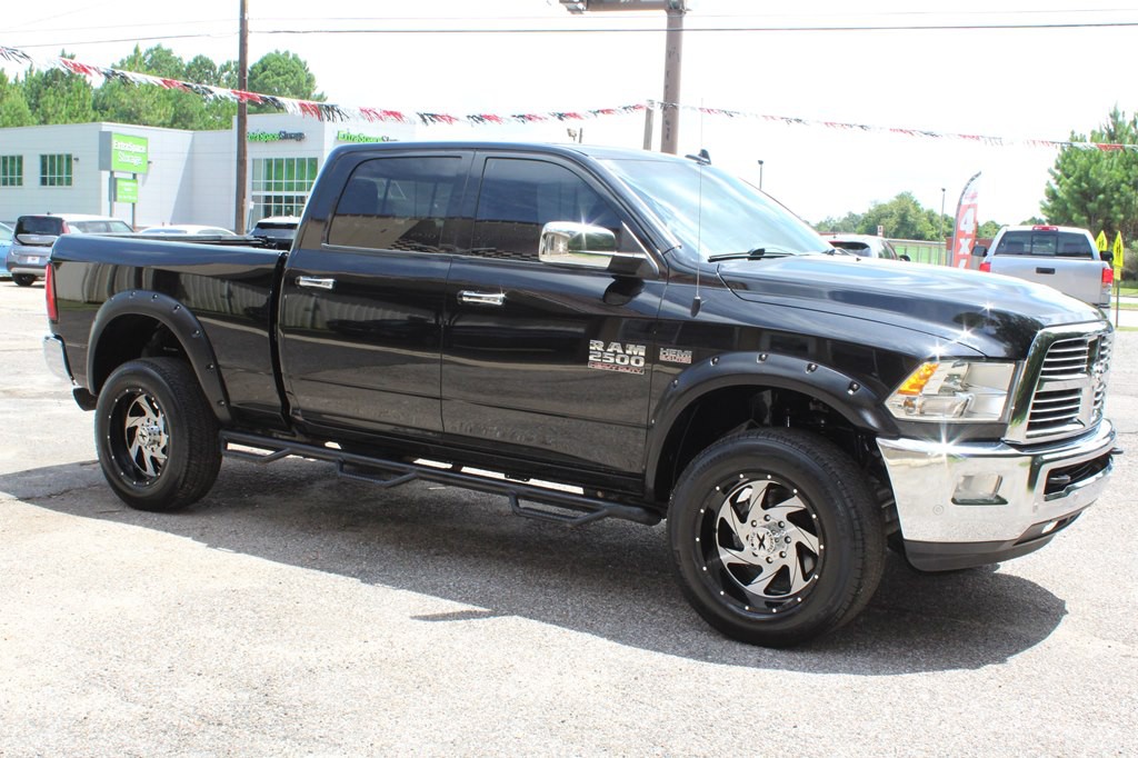 2017 RAM 2500 Image 10