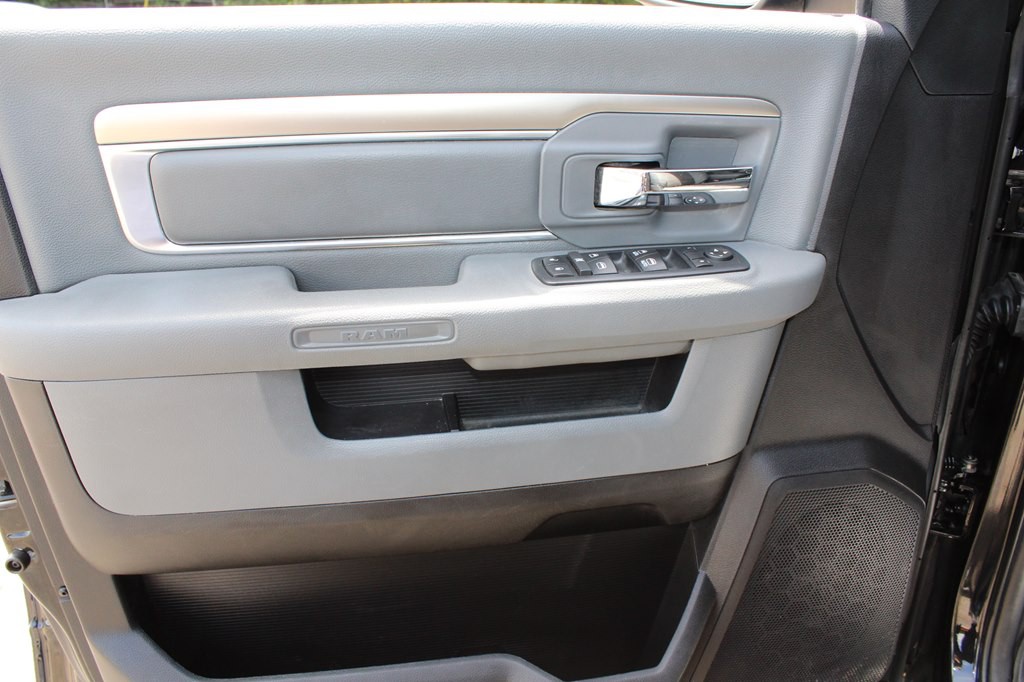2017 RAM 2500 Image 31