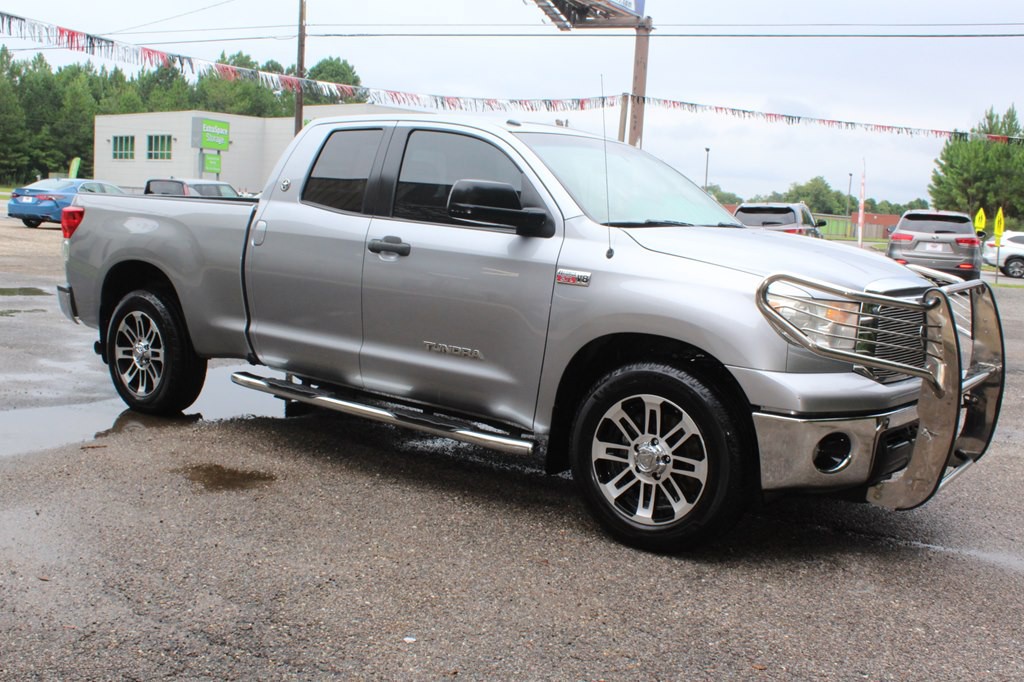 2012 Toyota Tundra Image 10