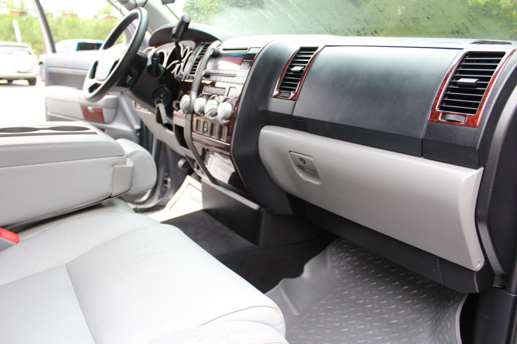 2012 Toyota Tundra Image 25