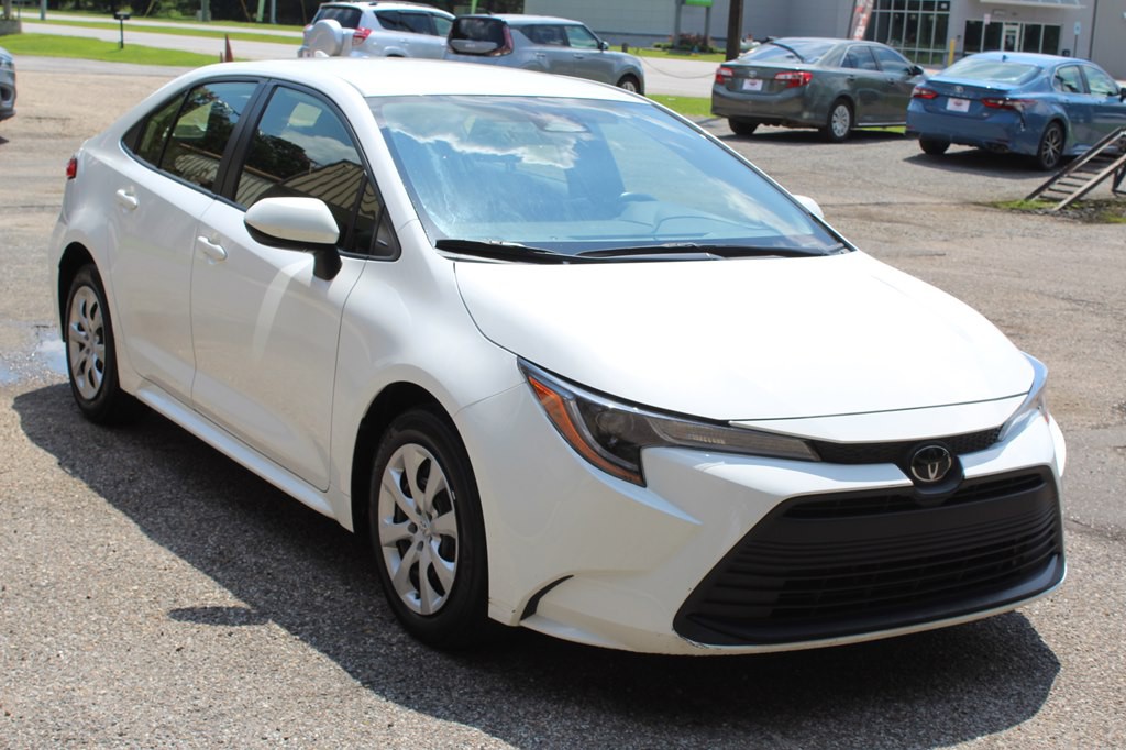 2023 Toyota Corolla Image 9